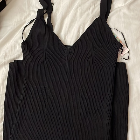 J.Lo x GUESS Collection Knit Bodycom Midi dress - Picture 4 of 8